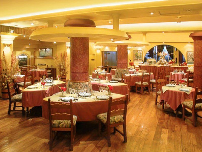 Hotel Nevada San Carlos de Bariloche Bagian luar foto